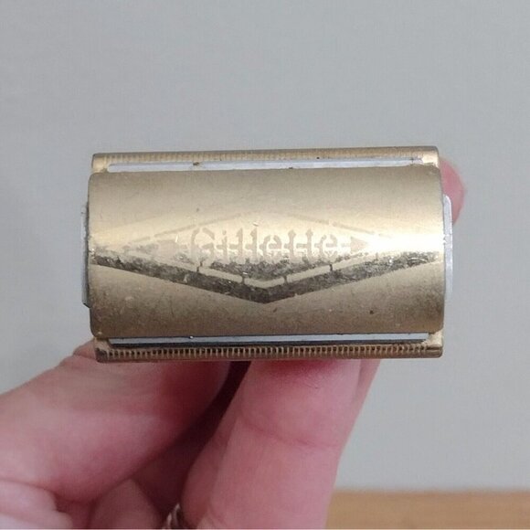 Vintage 1940s Gillette Gold Tone Ball End Safety Razor 3 Piece - Picture 5 of 9